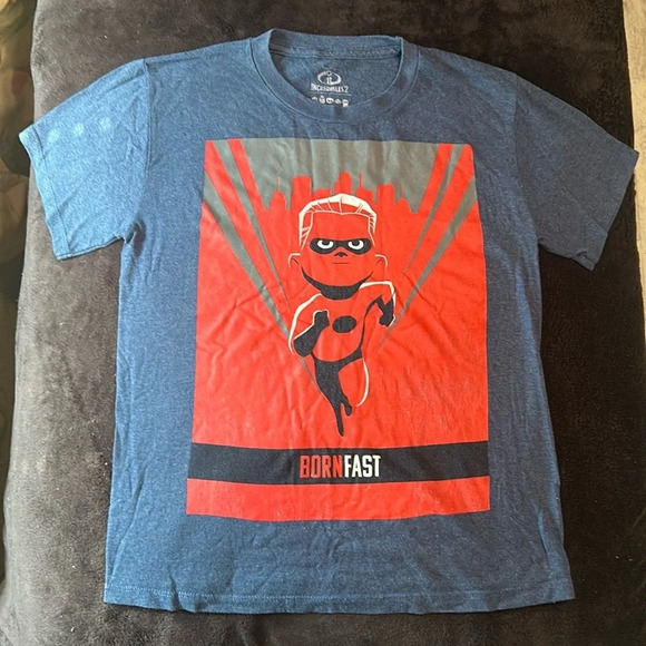 Disney Incredibles 2 Boys Graphic Print Short Sleeve T-Shirt Size 10-12 - Picture 1 of 4